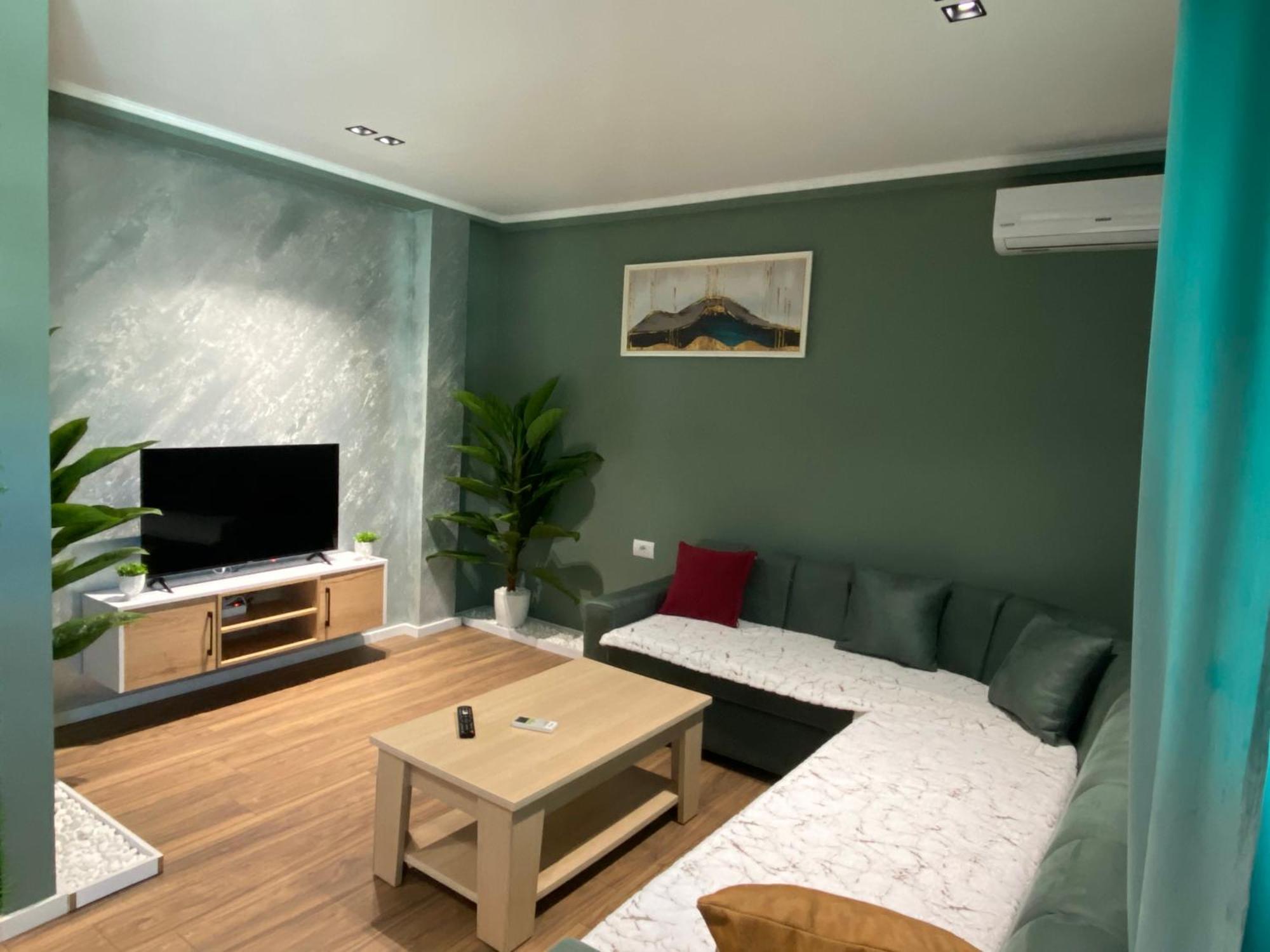 Novs Apartment3 ジロカストラ エクステリア 写真